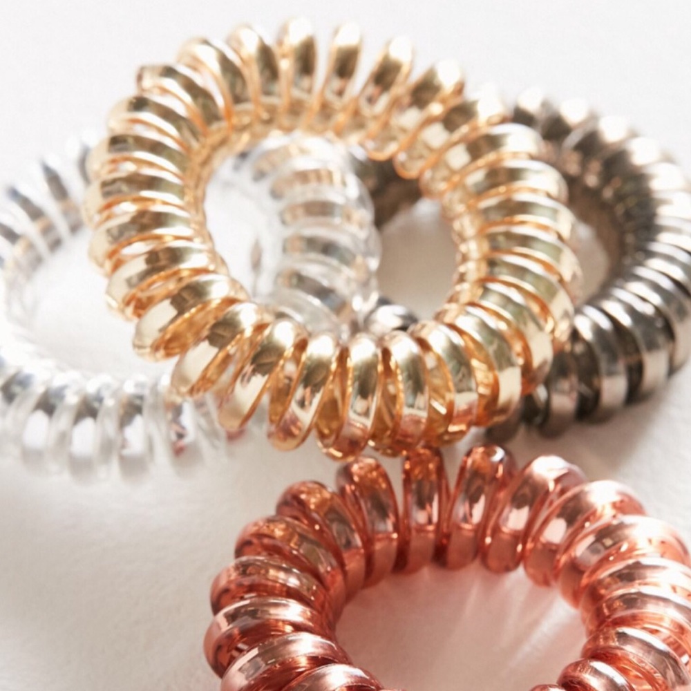 Set of 5 Gold Elastic Stretch Ponytail Holders! - Picture 5 of 7